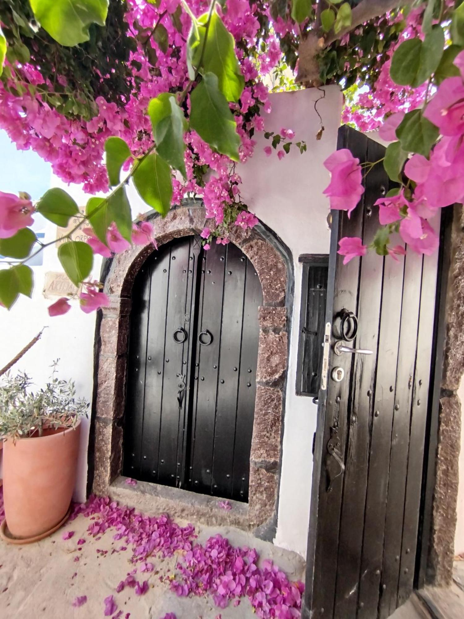 Villa Orpheus Santorini Megalochori  Eksteriør billede